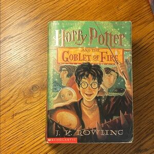 Scholastic Harry Potter and the Goblet of Fire Green and Red Cover